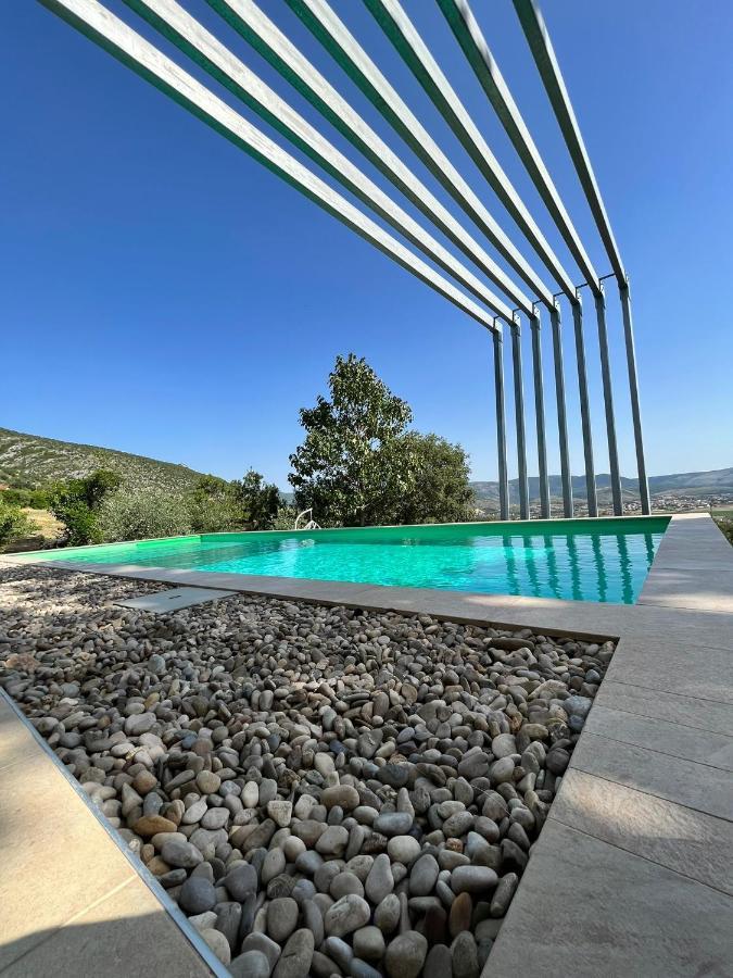 Villa Mona ,Heated Swimming Pool Mostar Bagian luar foto