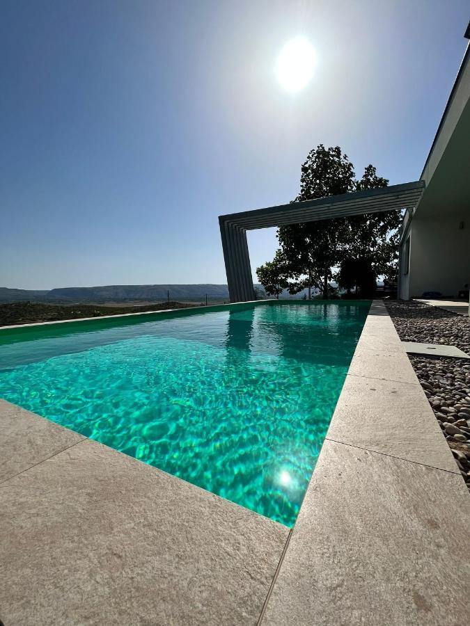 Villa Mona ,Heated Swimming Pool Mostar Bagian luar foto